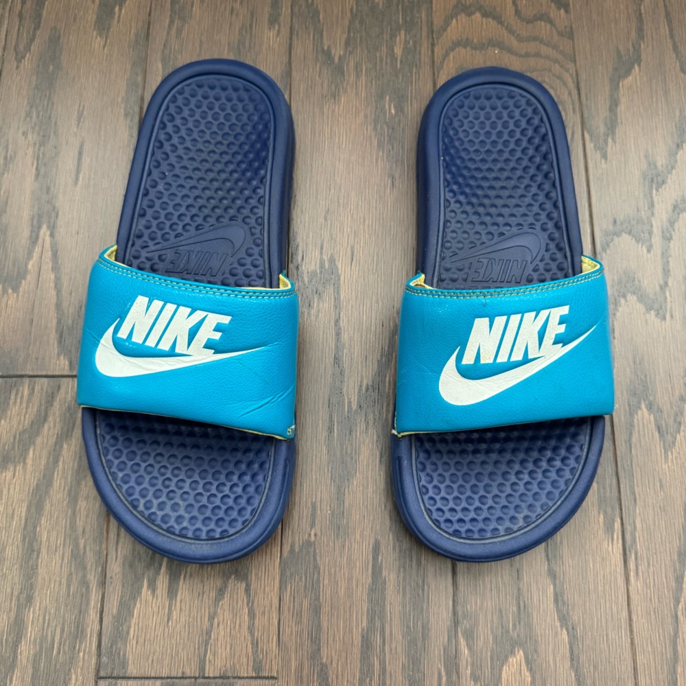 Nike Women’s Benassi JDI Slide in Royal & Electric Blue - SZ 7